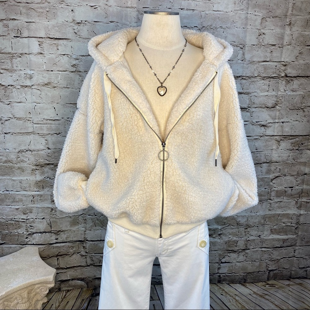 DAY TO DAY BLU PEPPER • Teddy Jacket